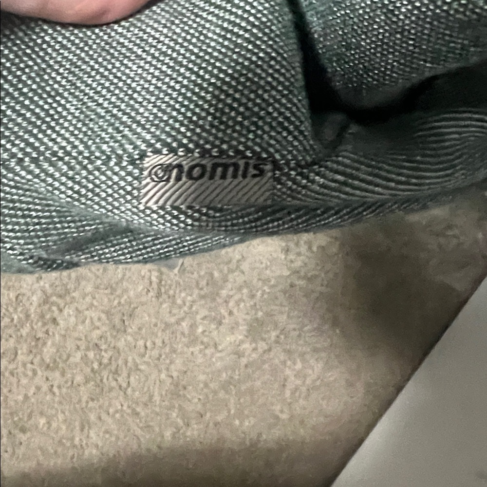 Emerald Nomis Hoodie | 50/50 Cotton-Poly Blend | Thumbhole Cozy Fit | Bundle🛍️ - Picture 9 of 14